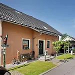 - Arzgebirg Grunhainichen