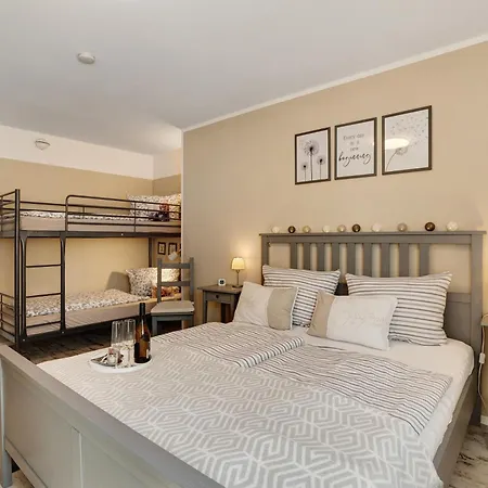 - Arzgebirg Lägenhet *